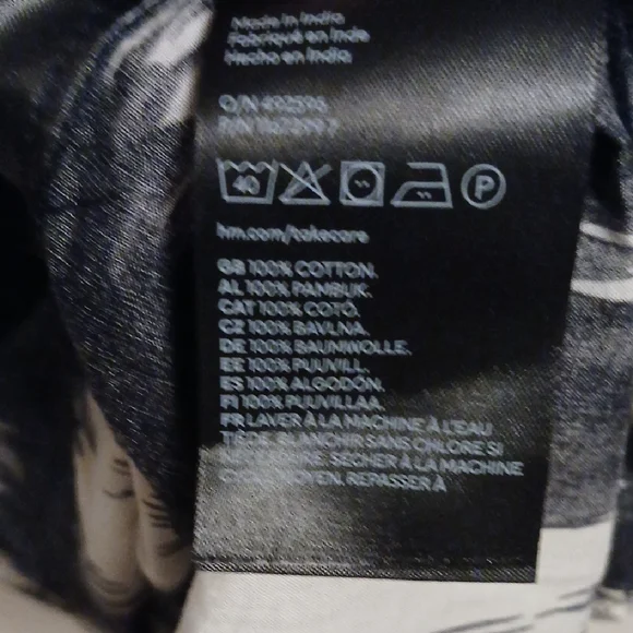 H&M Black and White Long Sleeve Dress - Picture 6 of 10